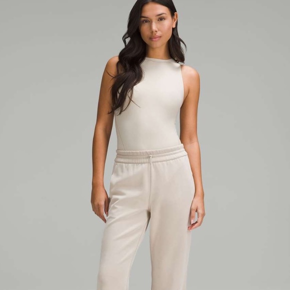 [NWT] Lululemon Wundermost Nulu High-Neck Sleeveless Bodysuit Mojave Tan - Sz S - Picture 15 of 16